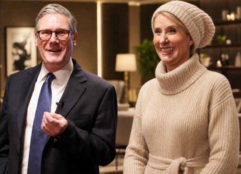 Debbie Crosbie Net Worth