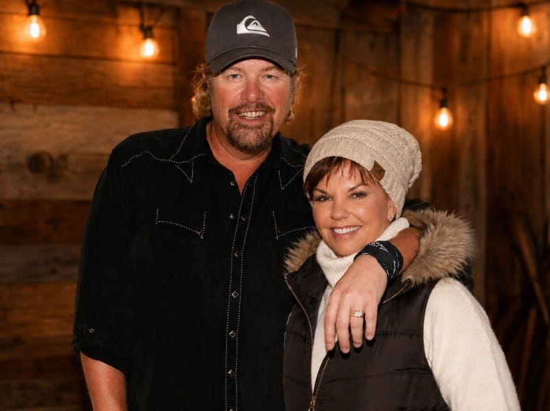 Toby Keith Wife
