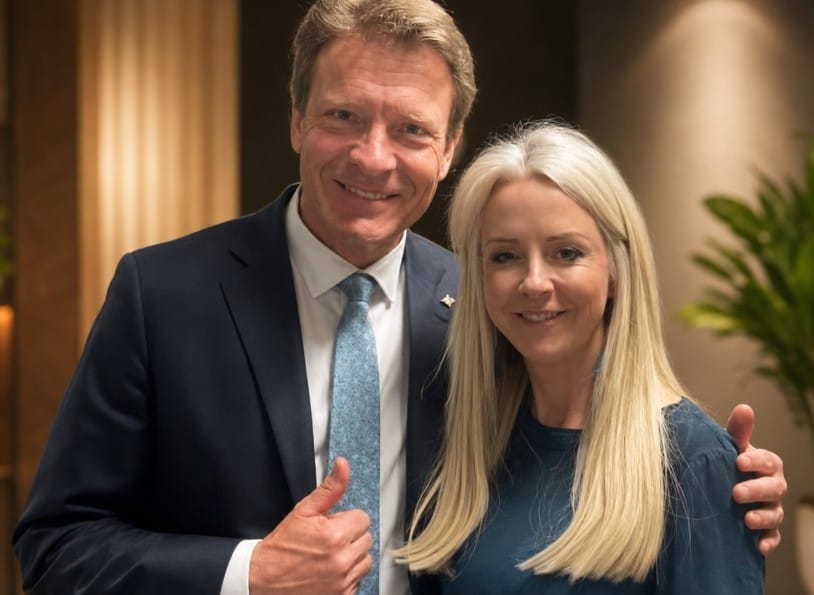 Connection with Isabel Oakeshott